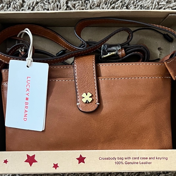 Lucky Brand Crossbody Gift Set: Leather Bag, Card Case, Keyring ~ Light Brown - Picture 4 of 5